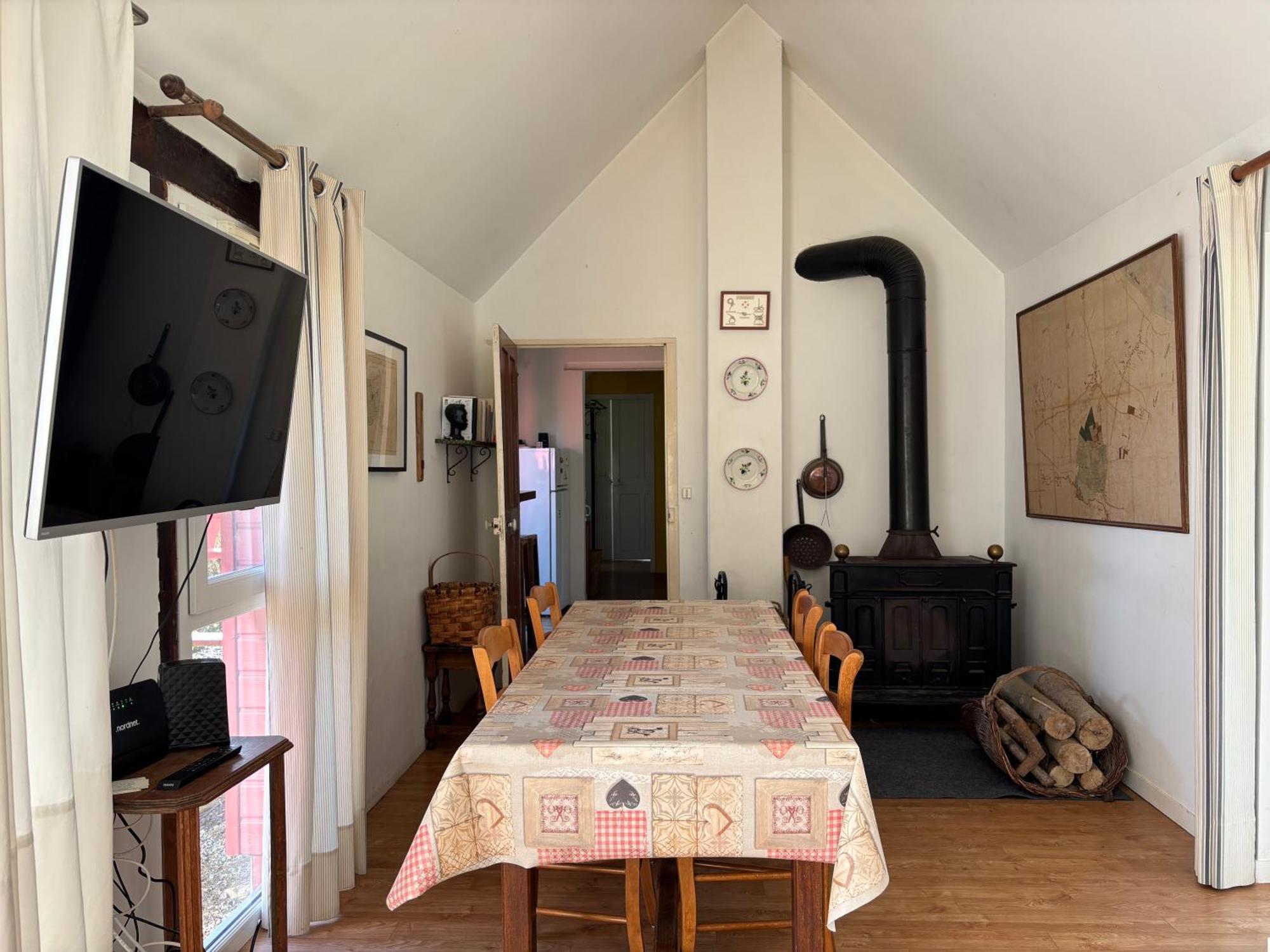 Maison De Campagne Lumineuse Spacieuse Dans Impasse Au Calme A Proximite D'Un Chateau Deux Verandas Grand Jardin Cabane Pour Velos, Pres Port En Bessin Et Bayeux, Proche Plages Du Debarquement Commes Bagian luar foto