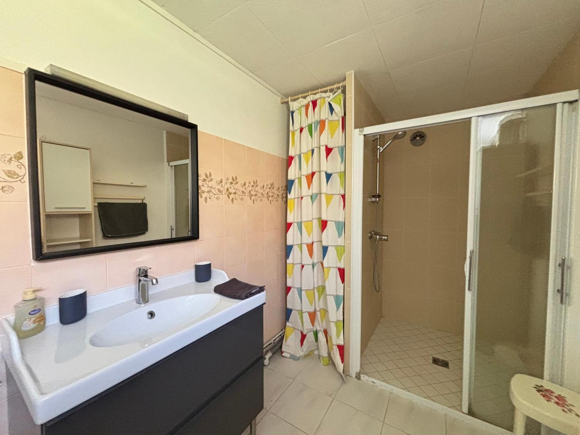 Maison De Campagne Lumineuse Spacieuse Dans Impasse Au Calme A Proximite D'Un Chateau Deux Verandas Grand Jardin Cabane Pour Velos, Pres Port En Bessin Et Bayeux, Proche Plages Du Debarquement Commes Bagian luar foto
