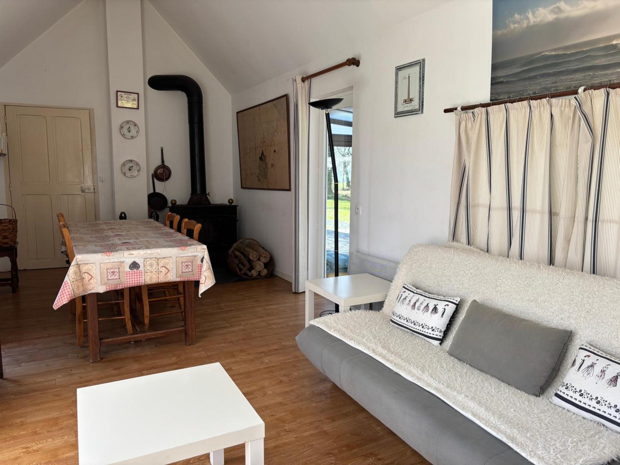 Maison De Campagne Lumineuse Spacieuse Dans Impasse Au Calme A Proximite D'Un Chateau Deux Verandas Grand Jardin Cabane Pour Velos, Pres Port En Bessin Et Bayeux, Proche Plages Du Debarquement Commes Bagian luar foto